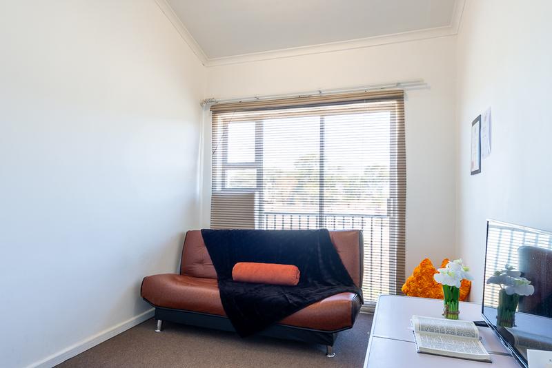 To Let 1 Bedroom Property for Rent in Parow Valley Western Cape